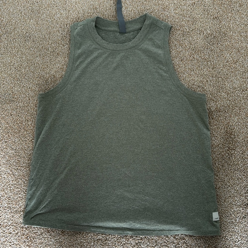 Vuori energy tee size xs